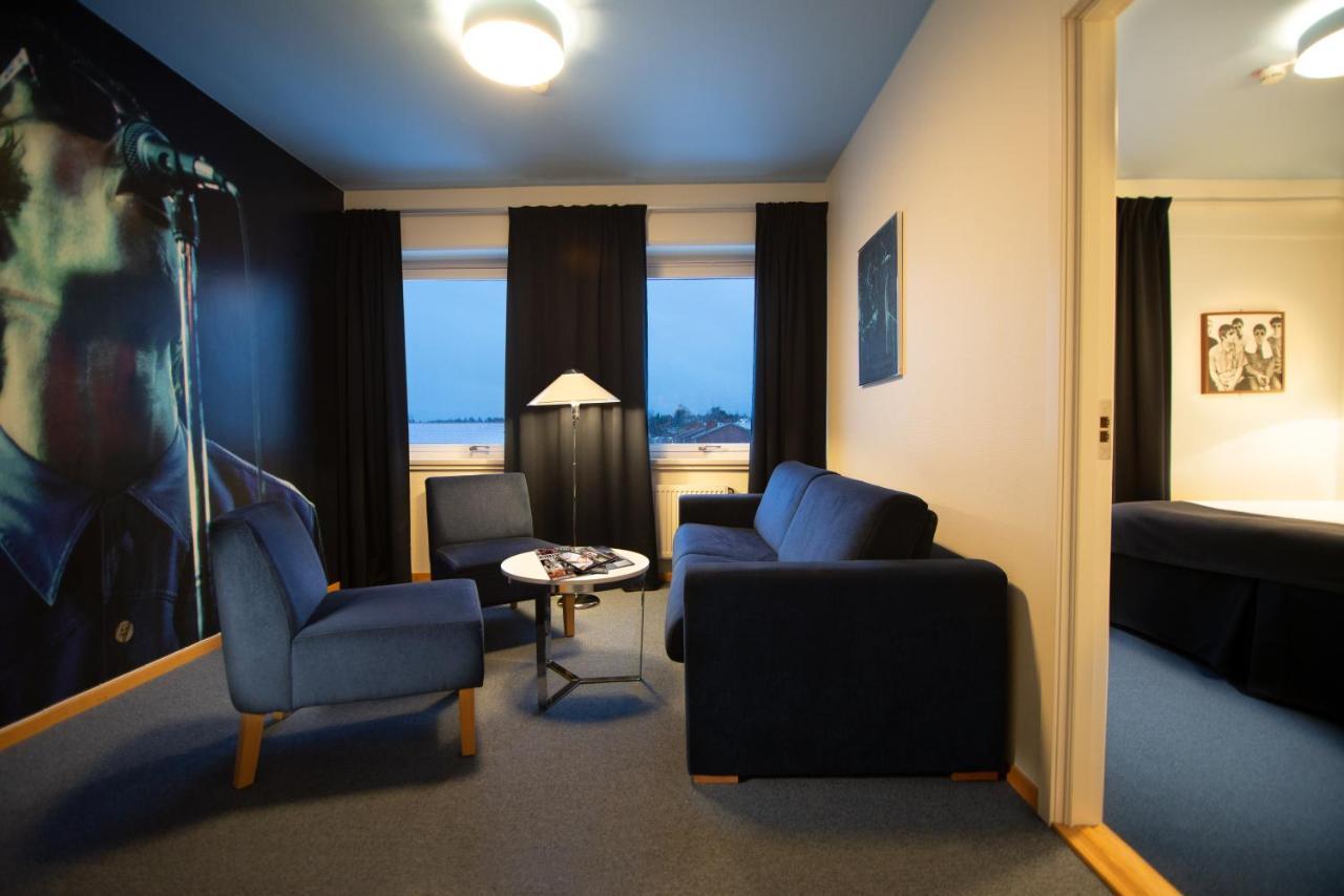 Hotell Hulingen Хультсфред Экстерьер фото